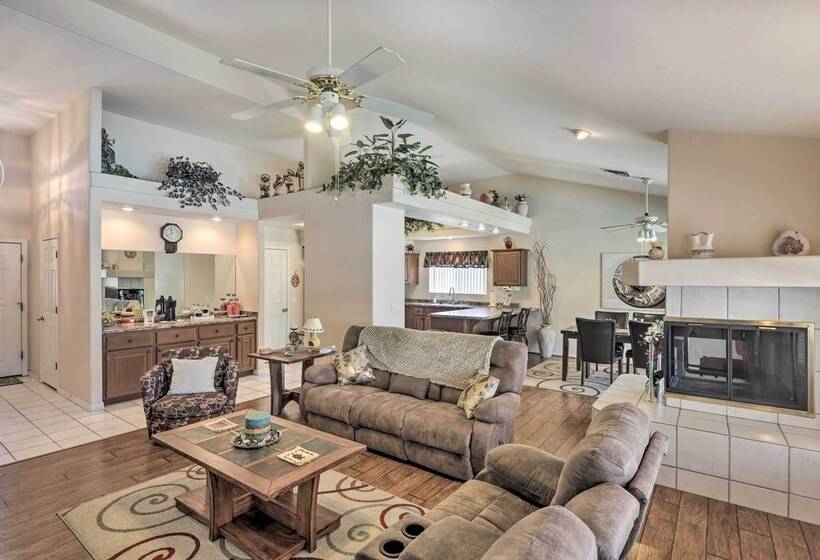 Havasu Home W/ Private Pool: 3 Mi To London Bridge