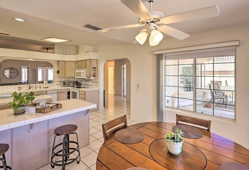 Beautiful Havasu Retreat W/ Hot Tub, Pet Friendly!