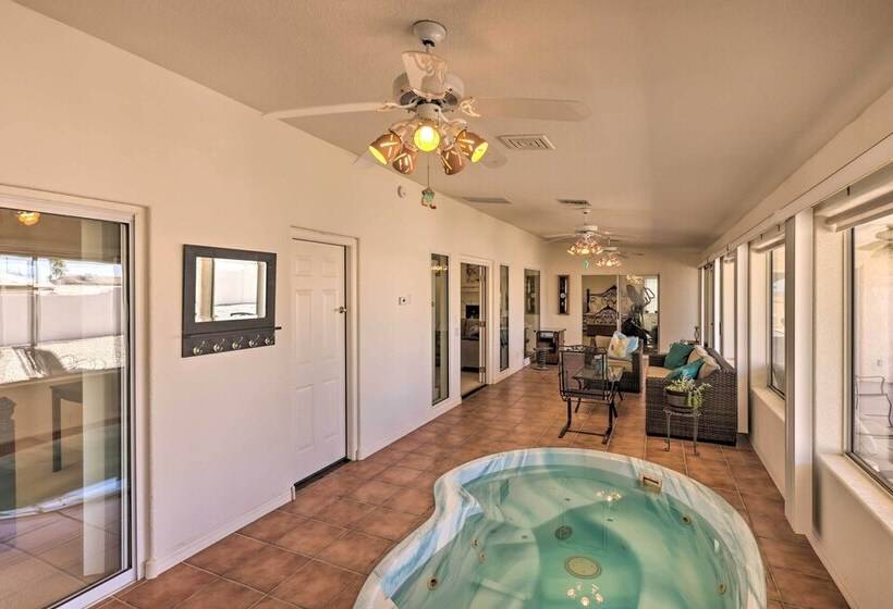 Beautiful Havasu Retreat W/ Hot Tub, Pet Friendly!