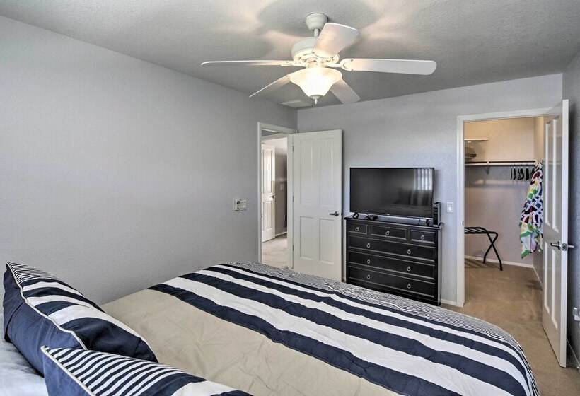 Lake Havasu Home   2 Mi From Main Launch Ramp!