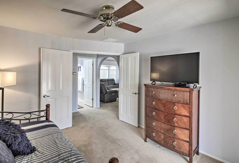 Lake Havasu Home   2 Mi From Main Launch Ramp!