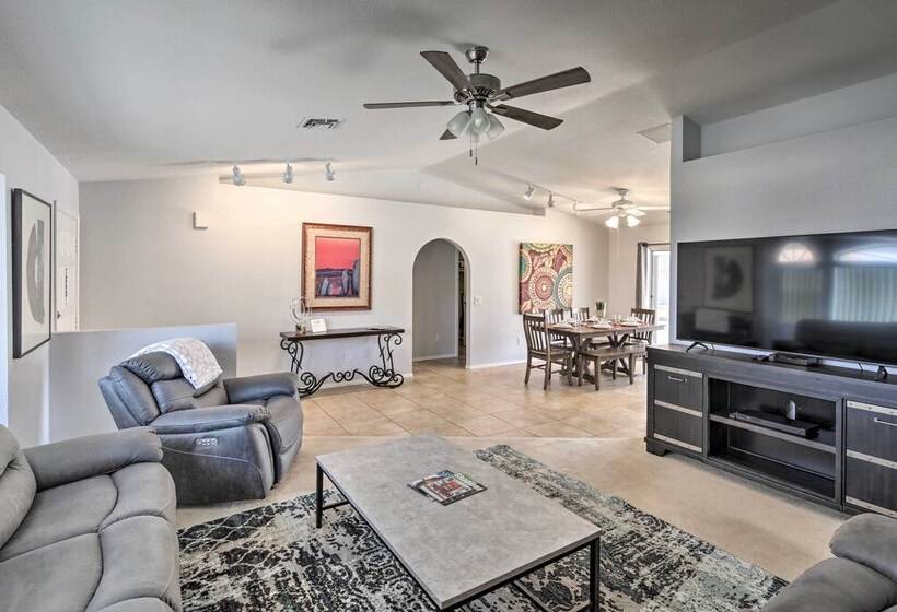 Lake Havasu Home   2 Mi From Main Launch Ramp!