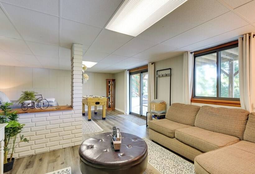 Lake House Haven: Fire Pit, Boat Dock + More!