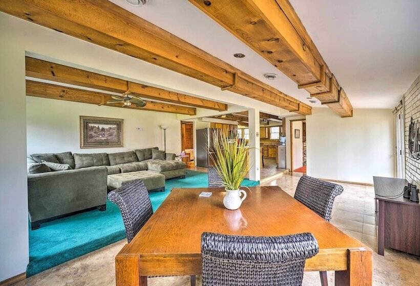 Lakefront Brohman Retreat W/ Dock & Fire Pit!