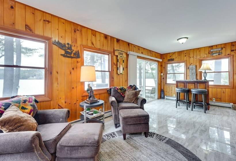 Lakefront Cabin W/ Panoramic Water View & Access