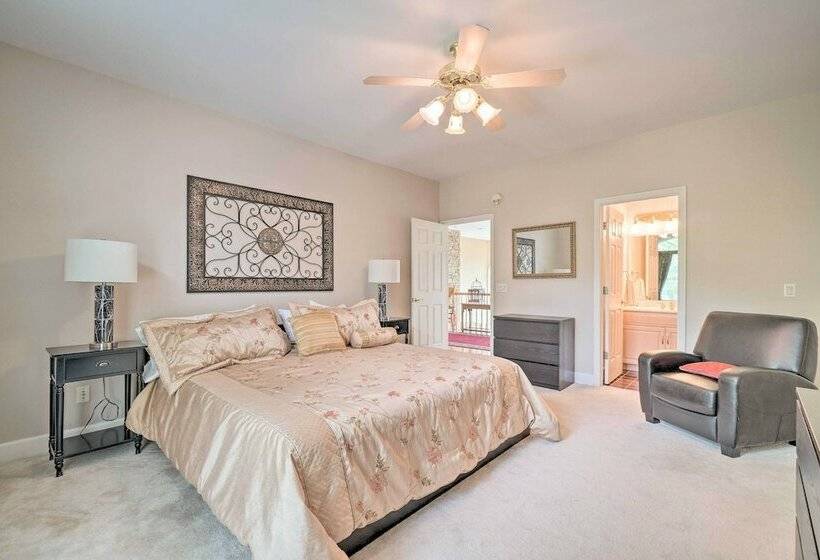 Lakefront Crossville Home W/ Pool Table!