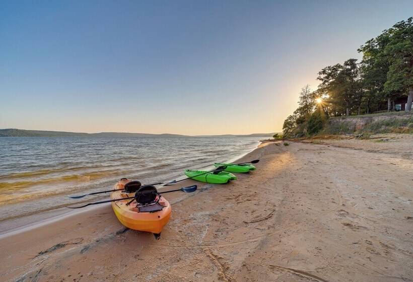 Lakefront Eufaula Escape W/ Dock + Private Beach!