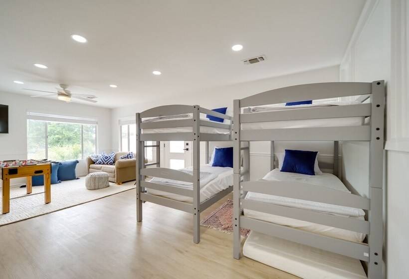 Lakefront Granite Shoals Escape W/ Dock!