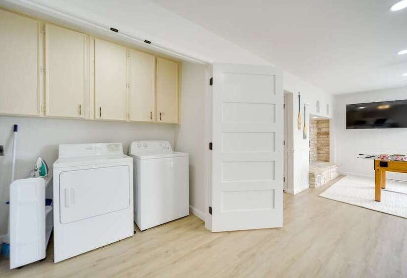 Lakefront Granite Shoals Escape W/ Dock!