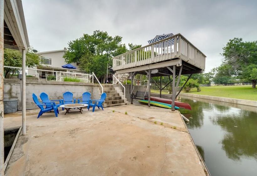 Lakefront Granite Shoals Escape W/ Dock!