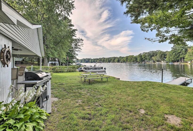 Lakefront Mecosta Cottage: Dock, Beach Access