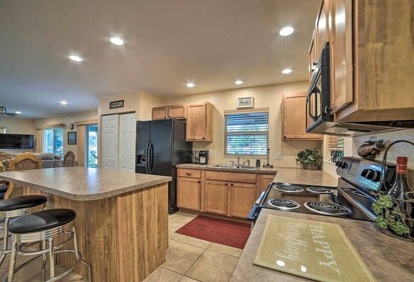 Lakefront Mecosta Cottage: Dock, Beach Access