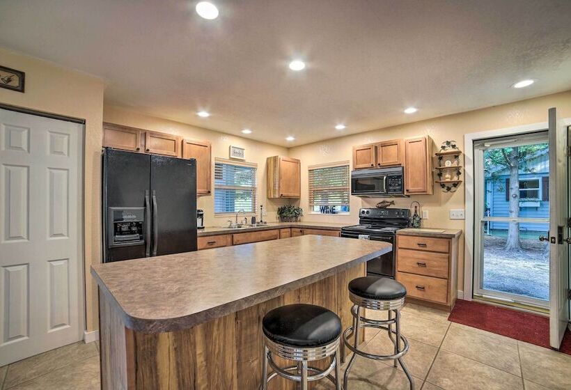 Lakefront Mecosta Cottage: Dock, Beach Access