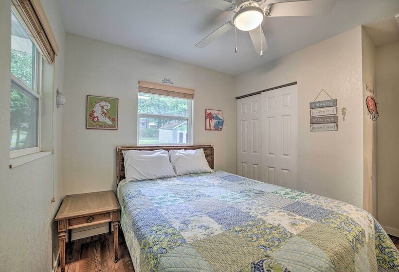 Lakefront Mecosta Cottage: Dock, Beach Access