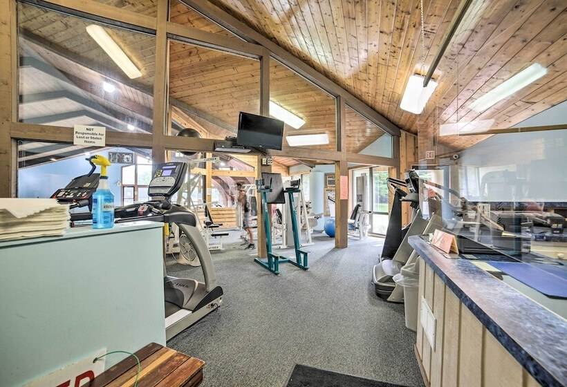 Lakefront Mecosta Cottage: Dock, Beach Access