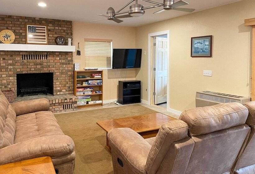 Lakefront Mecosta Cottage: Dock, Beach Access