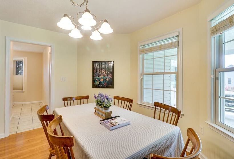 Laptop Friendly Elkton Home W/ Central A/c!