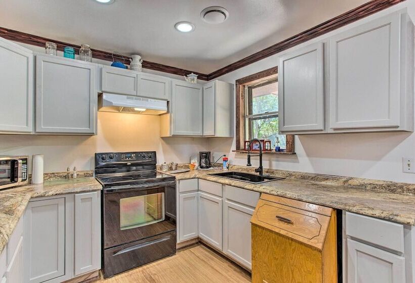 Lovely  Anna Fink House  W/ Patio & Fire Pit