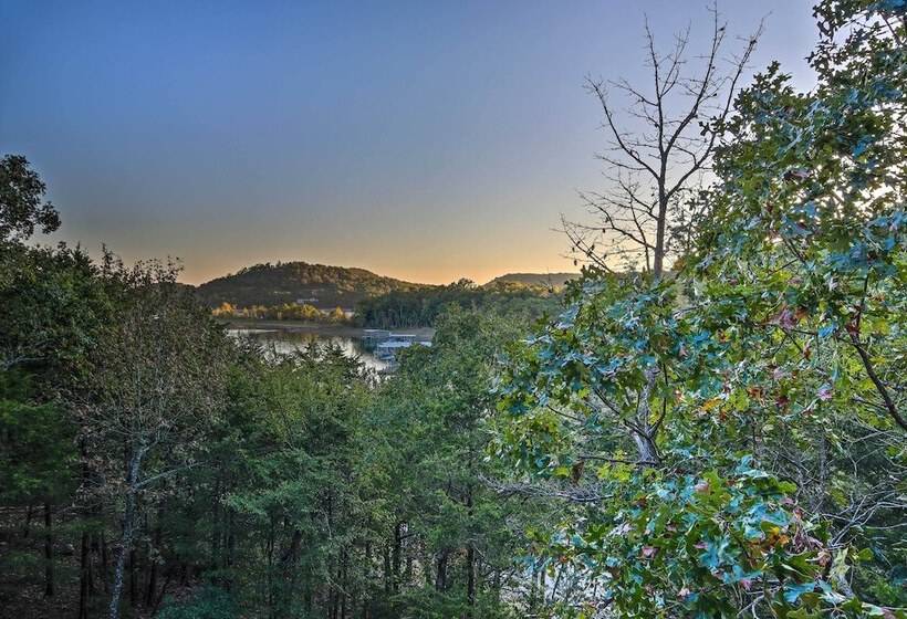 Lovely Garfield Cabin W/ Direct Beaver Lake Access