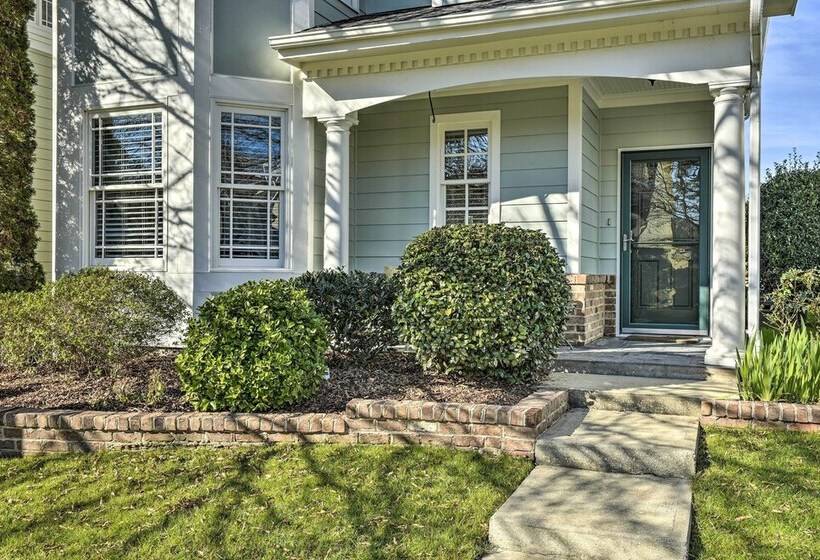 Lovely Morrisville Home W/ Patio & Gas Grill!