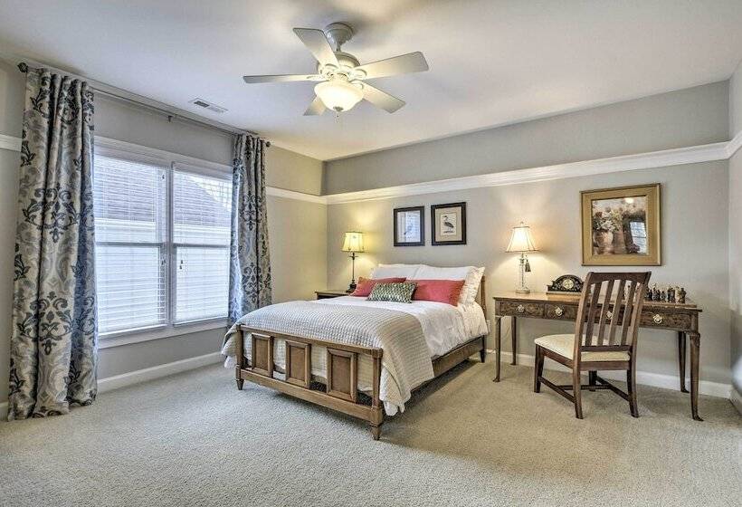 Lovely Morrisville Home W/ Patio & Gas Grill!