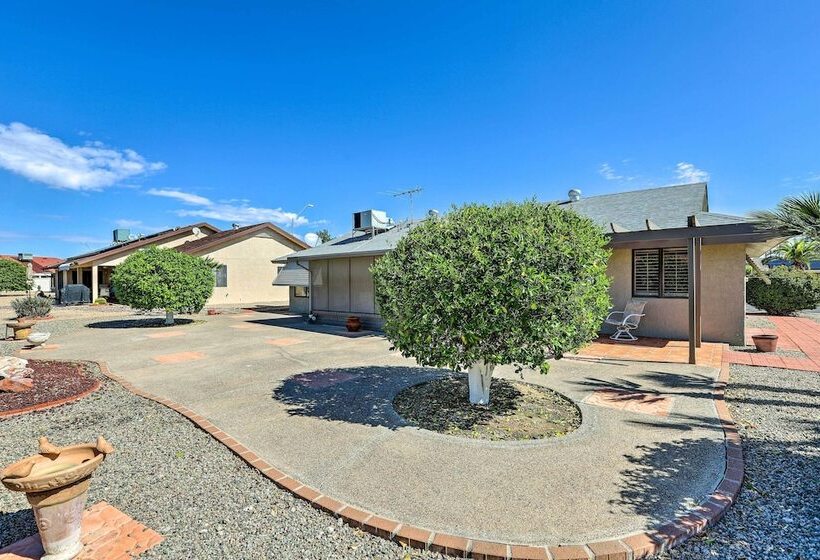 Lovely Sun City Home Near Golf & Spring Training!