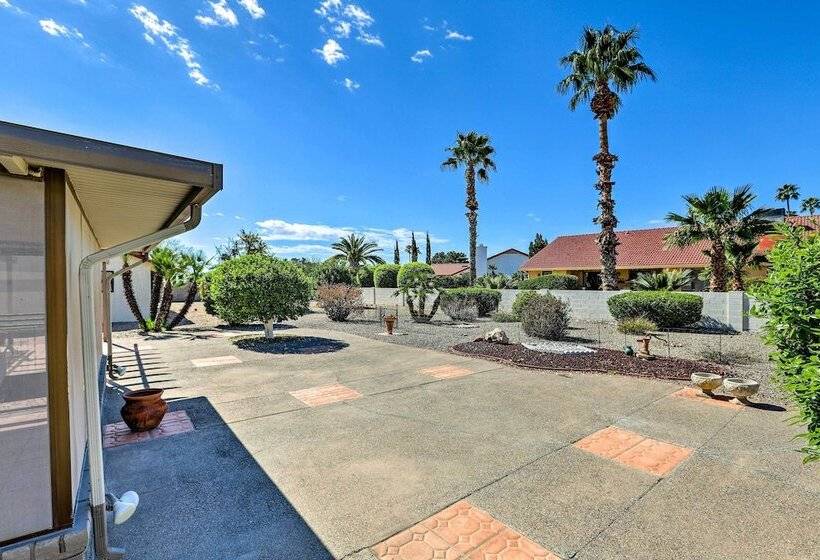 Lovely Sun City Home Near Golf & Spring Training!