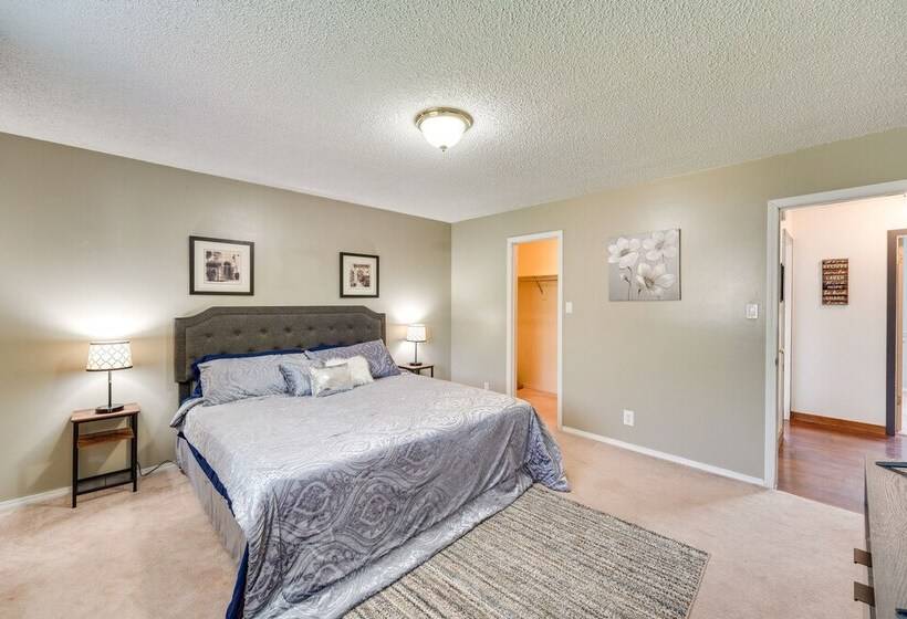 Lovely Twin Falls Home W/ Private Hot Tub!