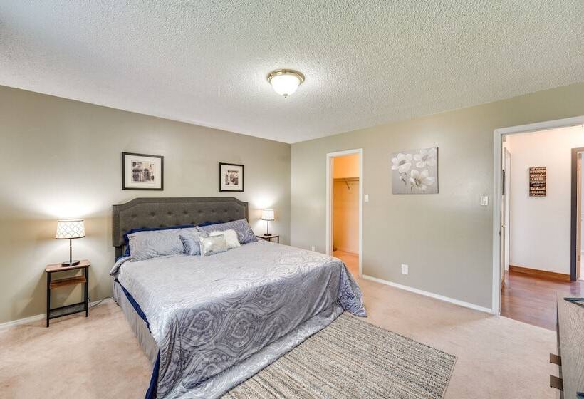 Lovely Twin Falls Home W/ Private Hot Tub!