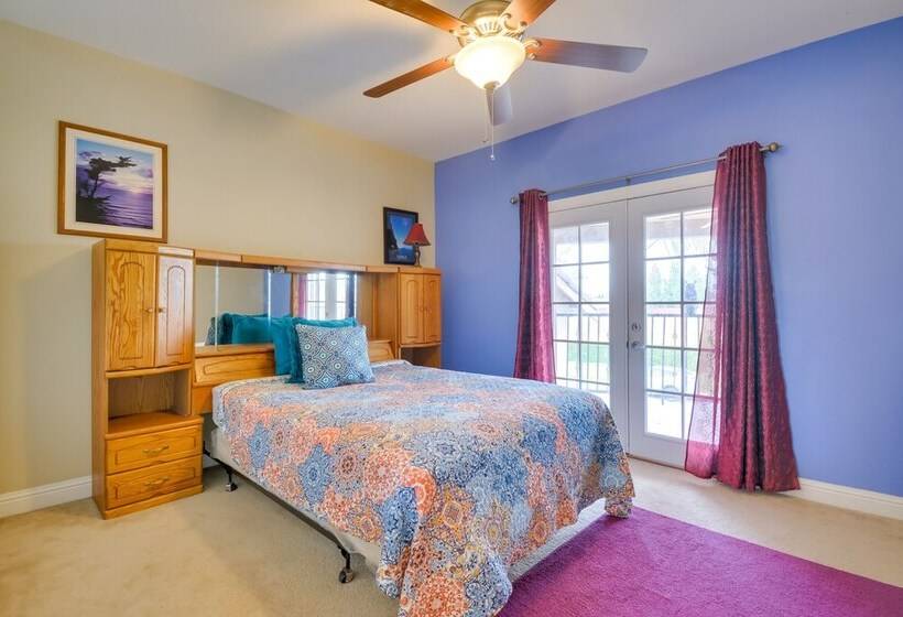 Luxe Atwater Home W/ Patio: 10 Mi To Yosemite Lake