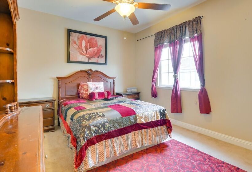 Luxe Atwater Home W/ Patio: 10 Mi To Yosemite Lake