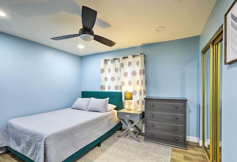 Luxe Flagstaff Retreat W/ Sunroom, Patio & Grill!