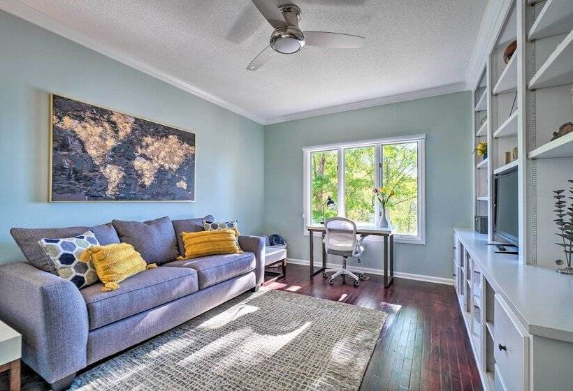 Luxe Lake Chickamauga Retreat W/ Boat Dock!