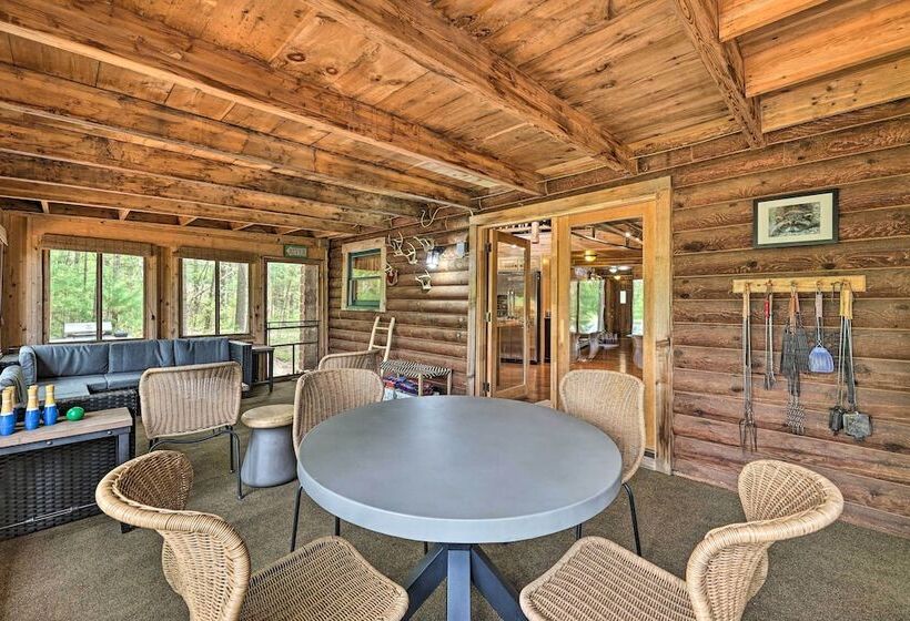 Luxe Riverfront Lodge: Group Wine And Ski Retreats