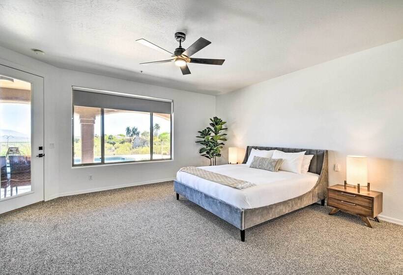 Fountain Hills Home W/ Pool, Spa & Putting Green!