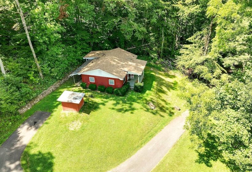 Maggie Valley Cottage Near Festival Grounds!