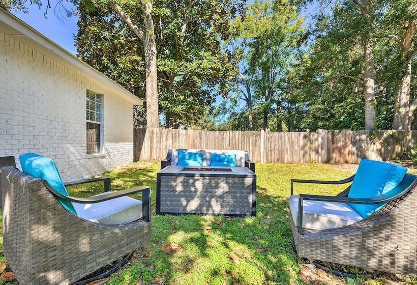 Modern & Chic Gulfport Escape: Walk To Beach!