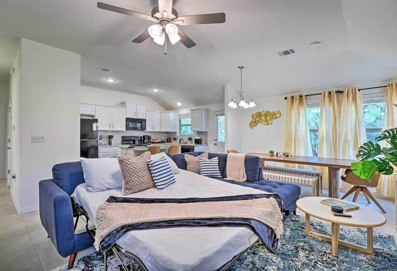 Modern Granite Shoals Retreat W/ Fire Pit!