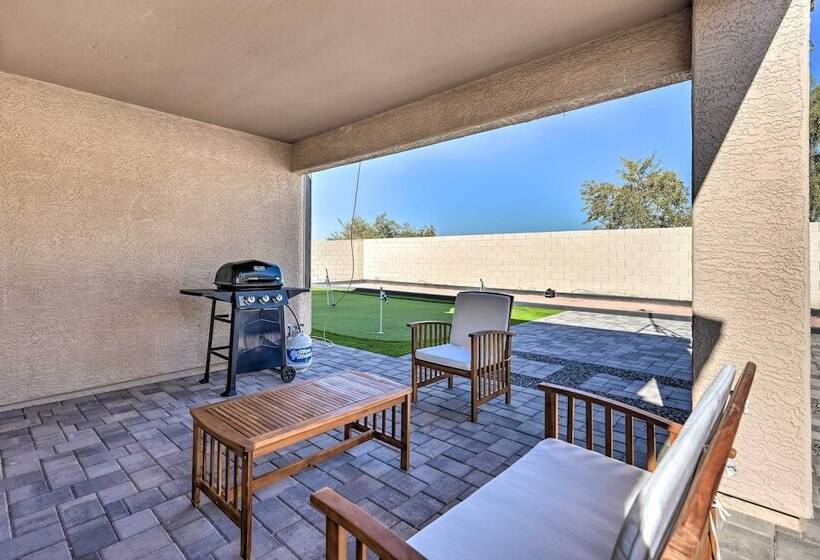 Modern Home W/ Putting Green, 2 Mi To Golfing