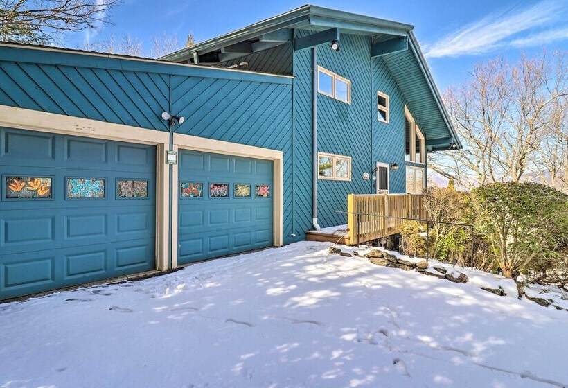 Modern Mtn Retreat W/ Hot Tub & Stellar Views!