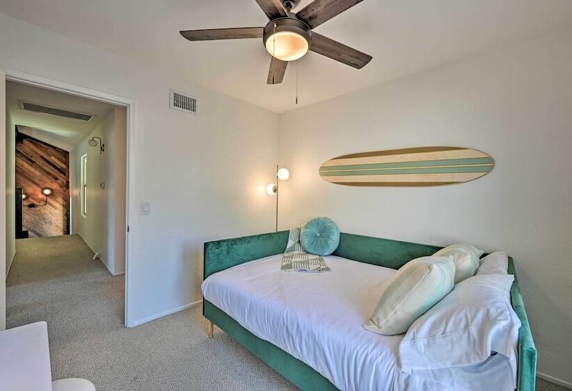 Modern Oceanside Home W/ Pool & Putting Green