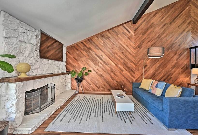 Modern Oceanside Home W/ Pool & Putting Green