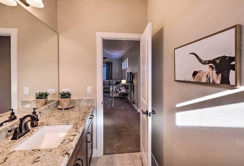 Modern Flagstaff Retreat W/ Fire Pit & Ev Charger!