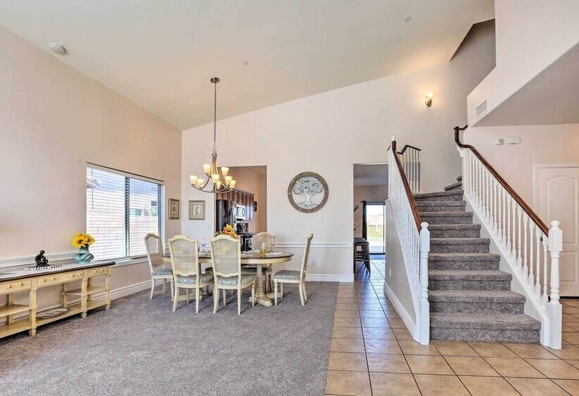 Modern Tucson Home W/ Patio + Saltwater Pool!