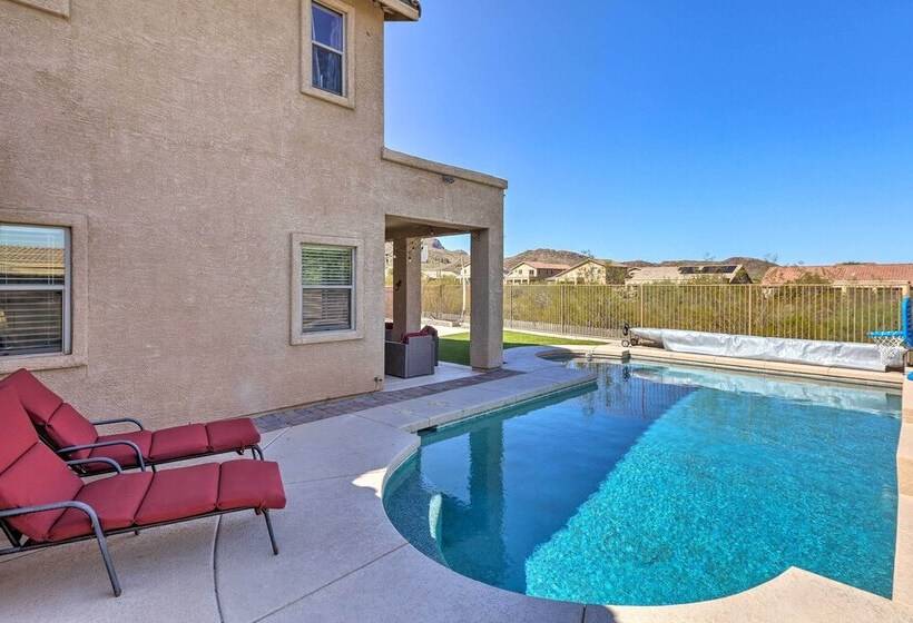 Modern Tucson Home W/ Patio + Saltwater Pool!