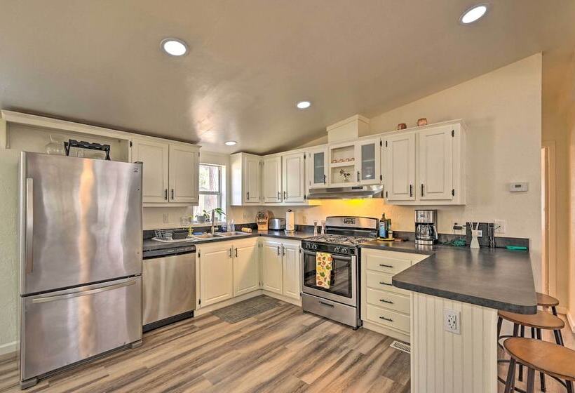 Munds Park Cabin W/ Wraparound Deck & Grill!