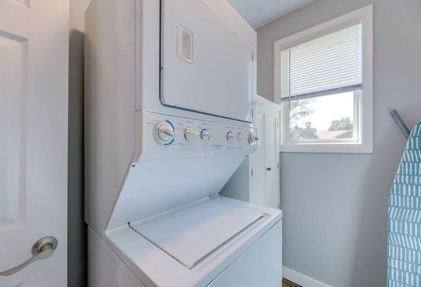 New Bern Abode W/ Yard ~ 2 Mi To Neuse River