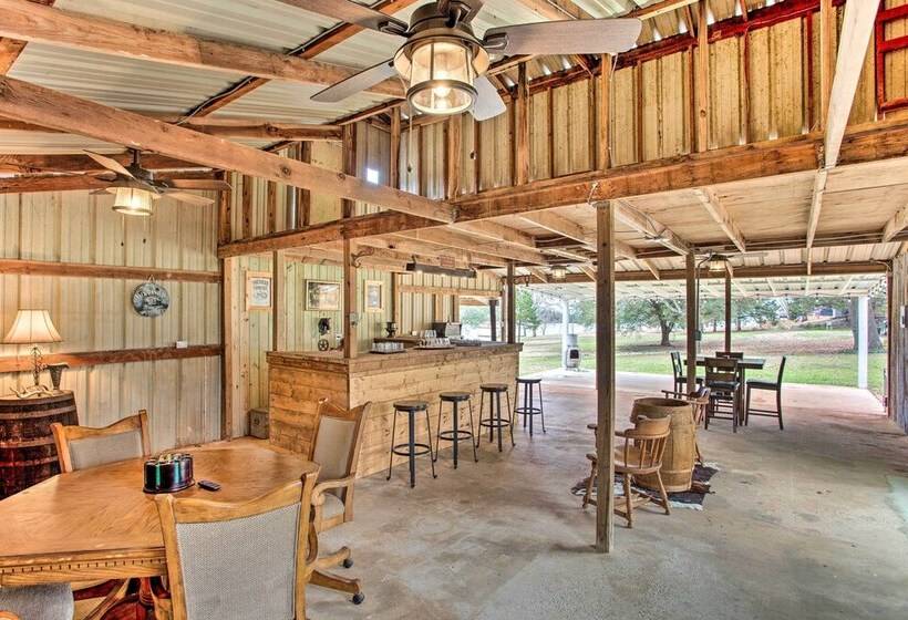 Spacious Lakefront Home W/ Fire Pit & Fun Barn!