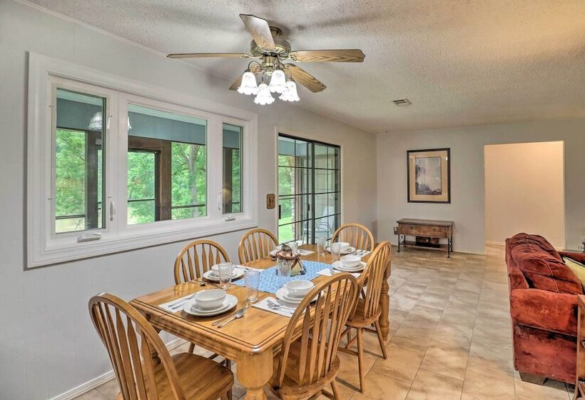 Norfork Getaway: Walk In White River Access!