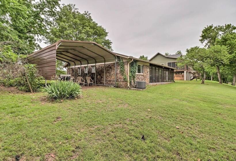 Norfork Getaway: Walk In White River Access!